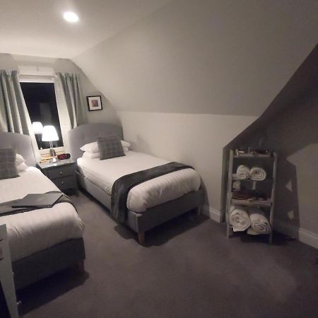 Bed and Breakfast Taigh Rob Portree Esterno foto