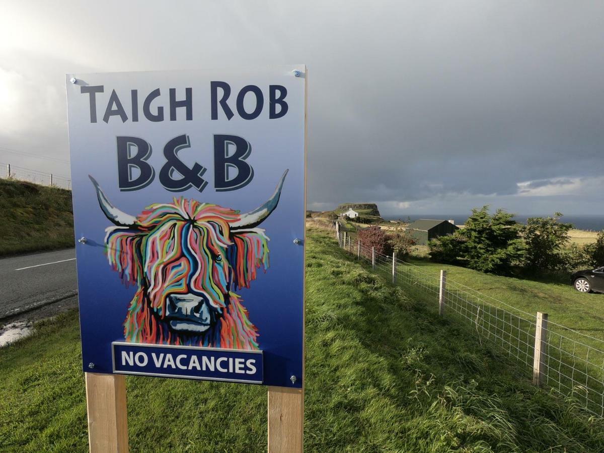 Bed and Breakfast Taigh Rob Portree Esterno foto