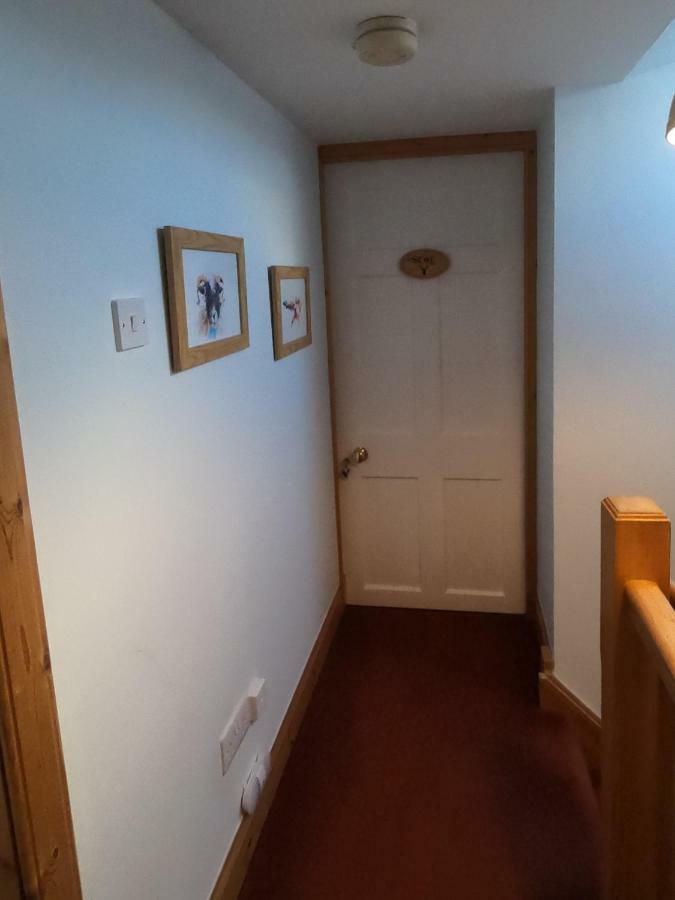 Bed and Breakfast Taigh Rob Portree Esterno foto