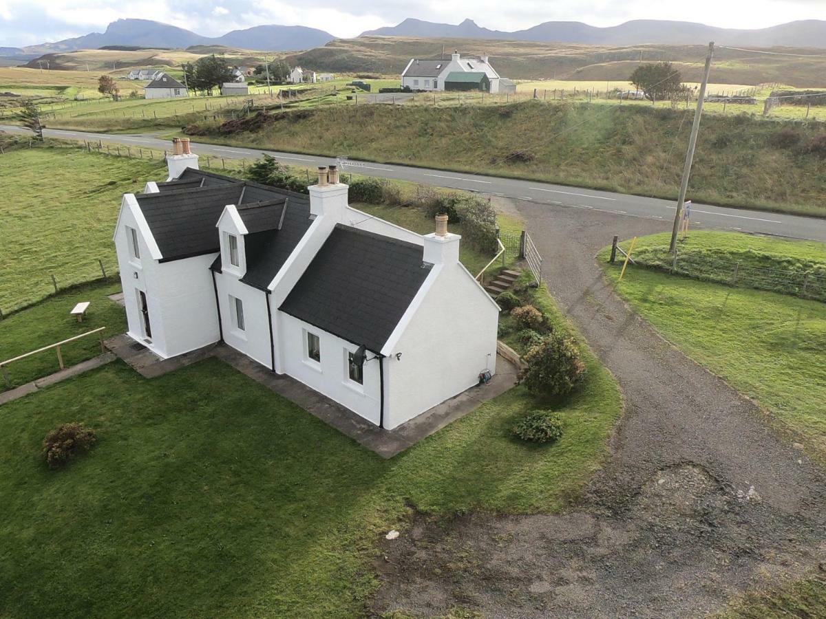 Bed and Breakfast Taigh Rob Portree Esterno foto
