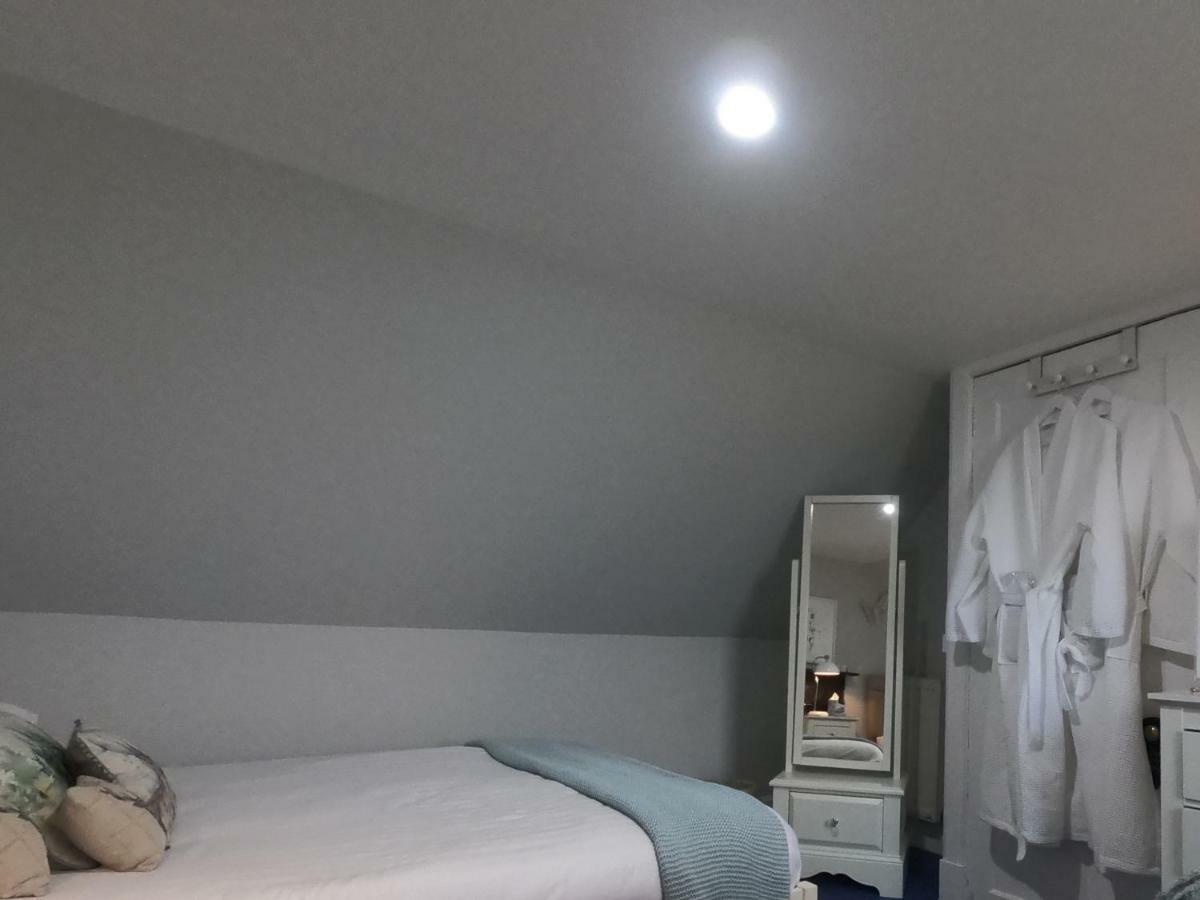 Bed and Breakfast Taigh Rob Portree Esterno foto